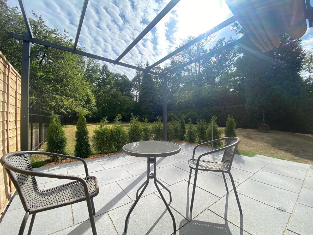Springfield Lodge - Adorable New Forest 1-Bedroom Guest House Ringwood Exterior foto