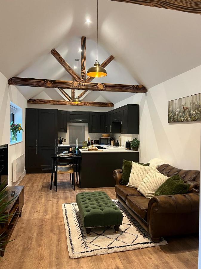 Springfield Lodge - Adorable New Forest 1-Bedroom Guest House Ringwood Exterior foto