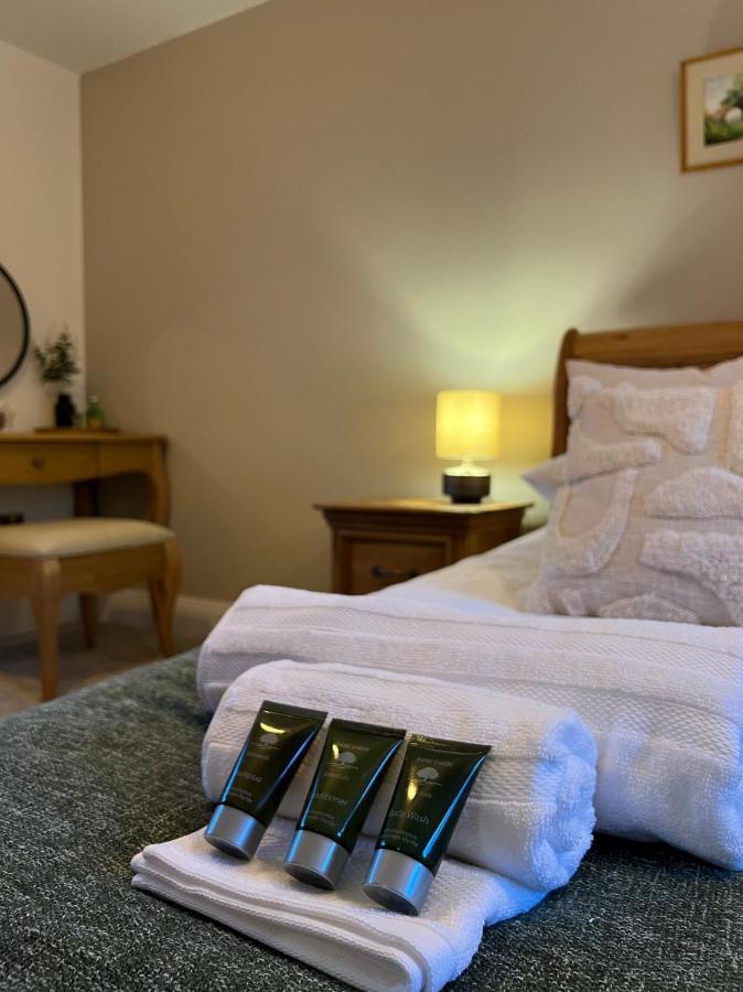 Springfield Lodge - Adorable New Forest 1-Bedroom Guest House Ringwood Exterior foto