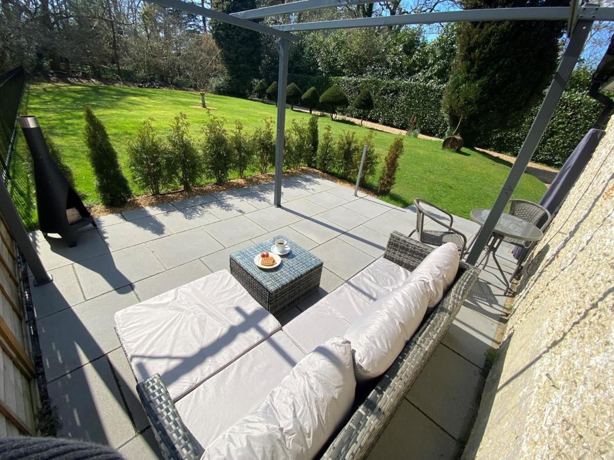 Springfield Lodge - Adorable New Forest 1-Bedroom Guest House Ringwood Exterior foto